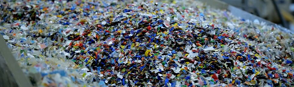 Obtenga más información sobre cómo los polímeros circulares certificados pueden ayudar a impulsar la demanda de uso de residuos plásticos como materia prima valiosa